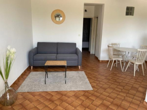 Appartement dans résidence avec piscine